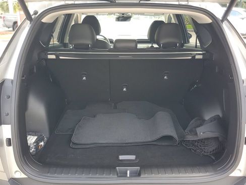 Used 2022 Hyundai Tucson SEL w/ Convenience + Premium Package FWD image 9