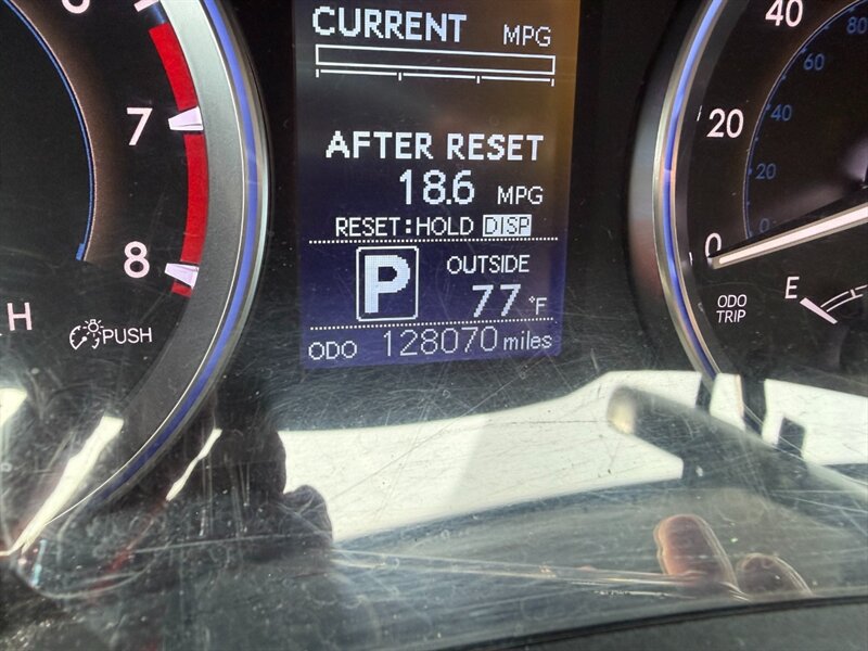 Used 2016 Toyota Highlander Plus FWD image 12