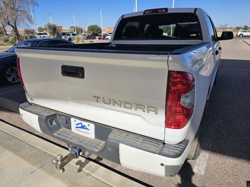 Used 2016 Toyota Tundra SR5 image 11