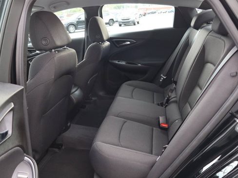 Used 2023 Chevrolet Malibu LS FWD image 4