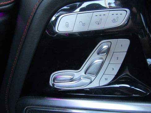 Used 2021 Mercedes-Benz G 63 AMG 4MATIC image 33
