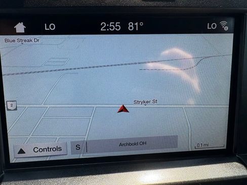 Used 2019 Ford F150 Lariat w/ Equipment Group 502A Luxury AWD/4WD image 5