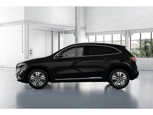 Certified 2025 Mercedes-Benz GLA 250 image 33