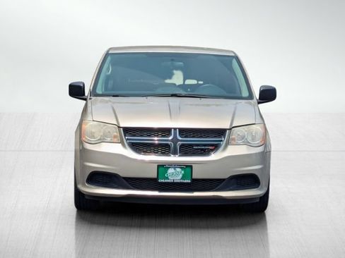 Used 2013 Dodge Grand Caravan SE FWD image 2