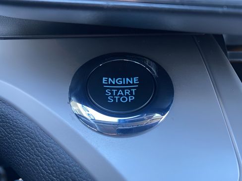 Used 2023 Ford Explorer XLT w/ Equipment Group 202A image 23