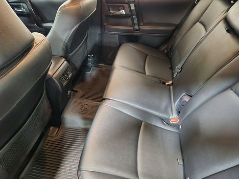 Used 2021 Toyota 4Runner TRD Off-Road Premium AWD/4WD image 51
