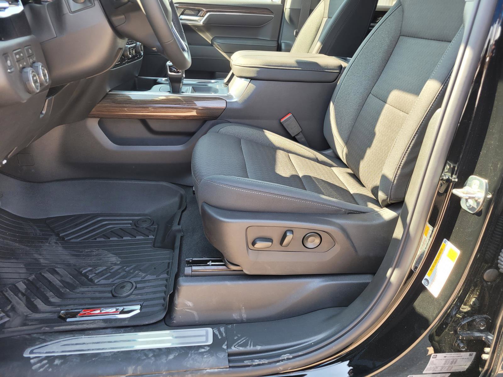 New 2026 Chevrolet Silverado 1500 RST AWD/4WD image 10