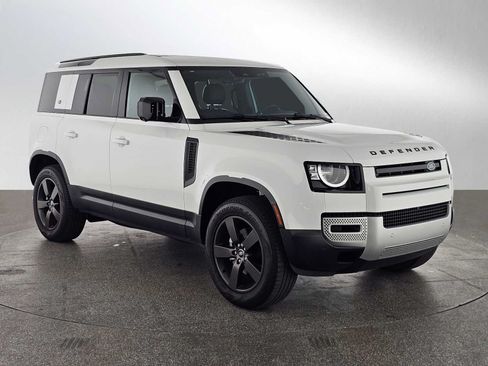 Used 2023 Land Rover Defender 110 S AWD/4WD image 7