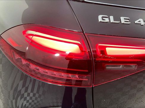Used 2026 Mercedes-Benz GLE 450 4MATIC image 24