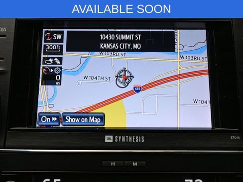Used 2013 Toyota Avalon Limited FWD image 23