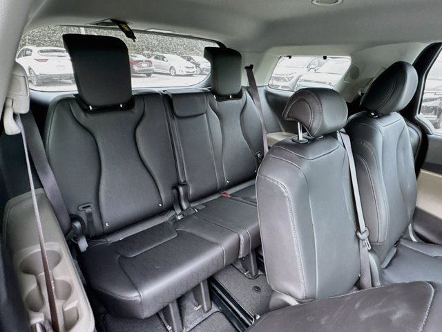 Certified 2026 Kia Carnival EX FWD image 27