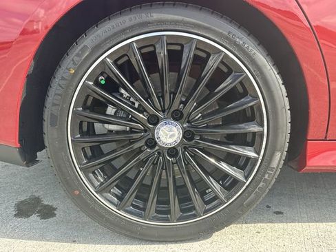 Used 2025 Mercedes-Benz CLA 250 image 11