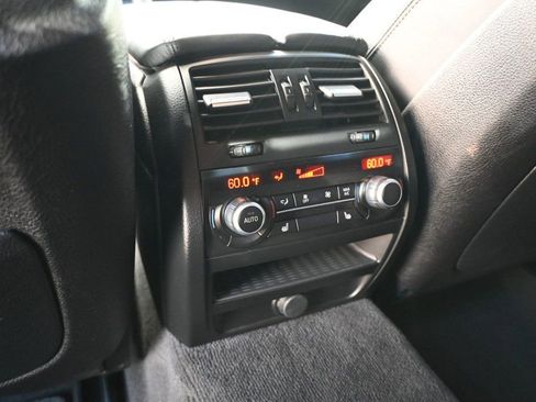 Used 2015 BMW M5 image 20