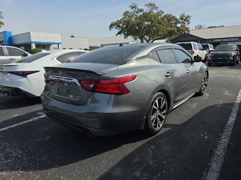 Used 2017 Nissan Maxima 3.5 SL image 5