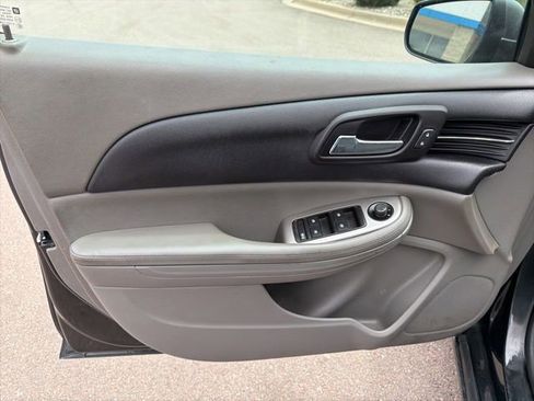 Used 2014 Chevrolet Malibu LS FWD image 12
