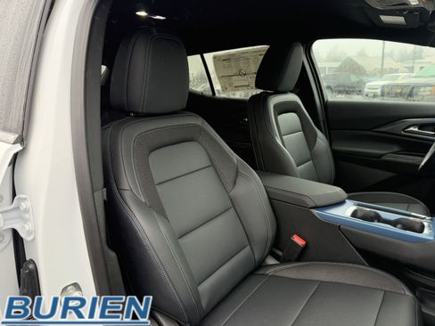 New 2026 Chevrolet Equinox EV LT image 23