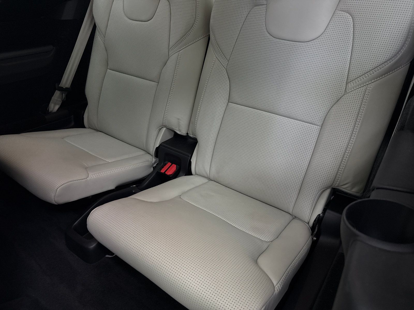 Used 2018 Volvo XC90 T6 Inscription w/ Luxury Package AWD/4WD image 42