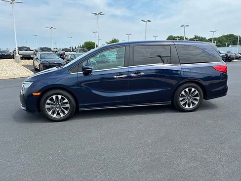 Used 2024 Honda Odyssey EX-L image 12