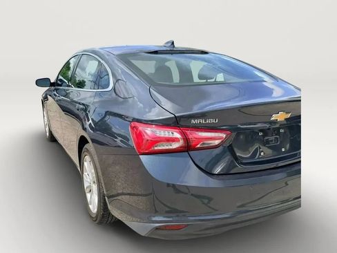 Used 2021 Chevrolet Malibu LT FWD image 5