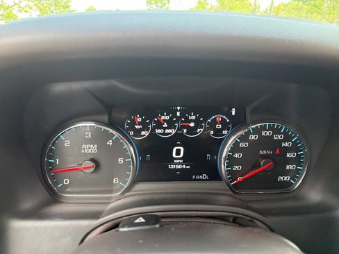 Used 2017 GMC Yukon Denali w/ Open Road Package AWD/4WD image 13