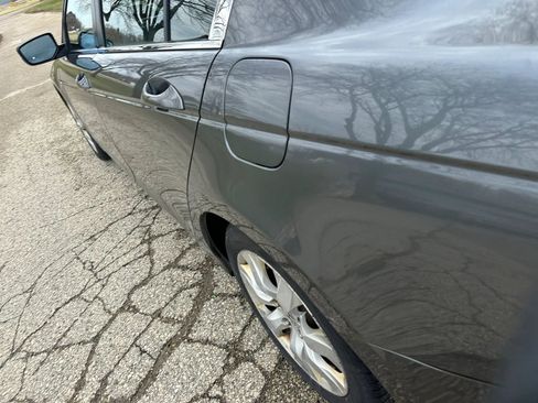 Used 2010 Honda Accord EX-L image 8