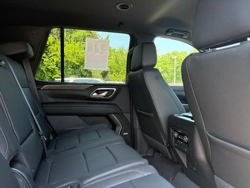 Used 2023 Chevrolet Tahoe LT w/ Luxury Package AWD/4WD image 20