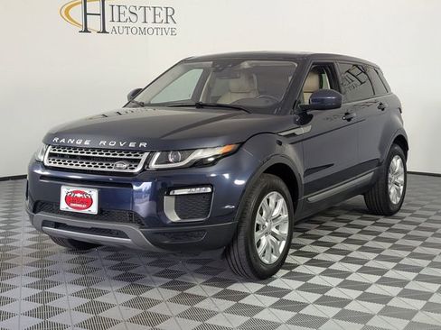 Used 2016 Land Rover Range Rover Evoque SE image 4
