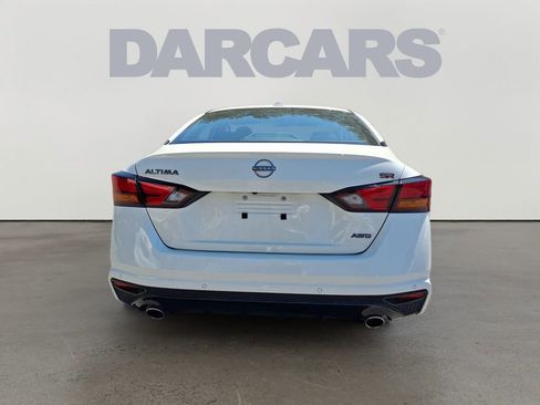 Used 2025 Nissan Altima 2.5 SR AWD/4WD image 5