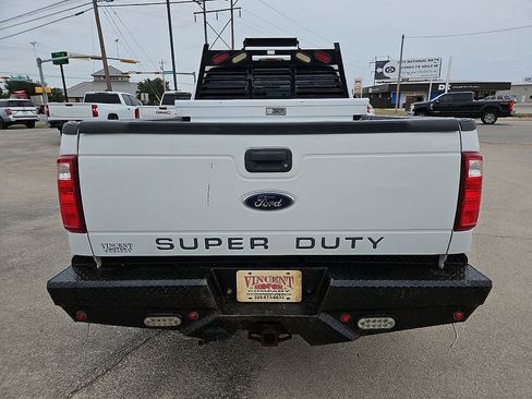 Used 2014 Ford F250 XL w/ Power Equipment Group AWD/4WD image 6
