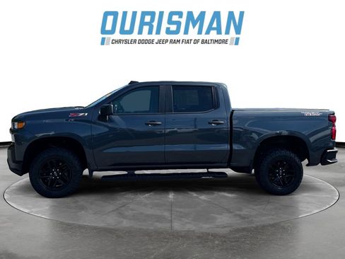 Used 2021 Chevrolet Silverado 1500 Custom Trail Boss w/ LPO, Dark Essentials Package AWD/4WD image 3