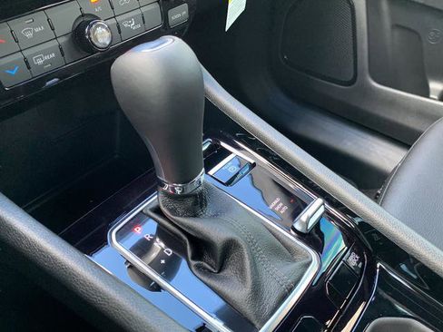 New 2026 Jeep Compass Latitude image 32