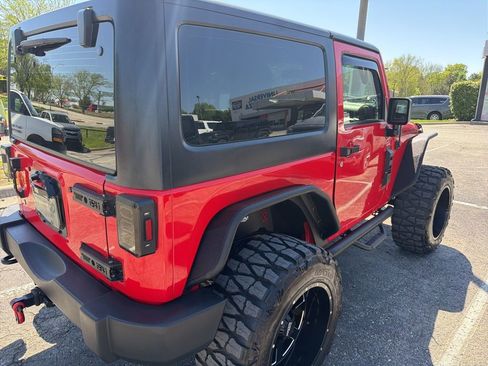 Used 2015 Jeep Wrangler Sport image 3