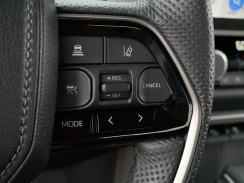 Used 2024 Toyota Tundra Limited AWD/4WD image 26