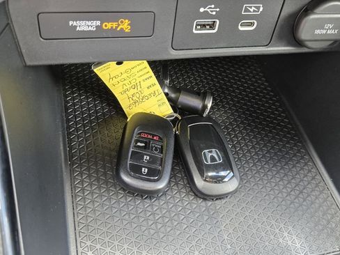 Certified 2024 Honda CR-V Sport image 19