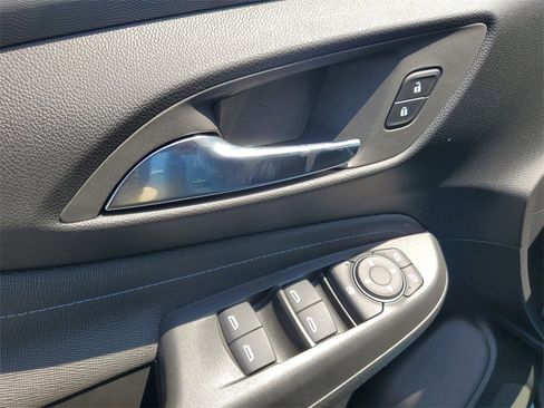 New 2026 Buick Envista Sport Touring image 11