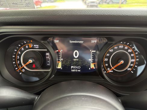 Used 2024 Jeep Gladiator Sport AWD/4WD image 20