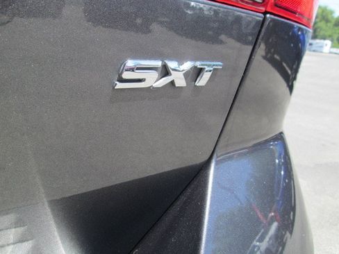 Used 2018 Dodge Journey SXT w/ Connectivity Group AWD/4WD image 7