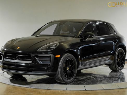 Used 2024 Porsche Macan w/ Premium Plus Package AWD/4WD image 8