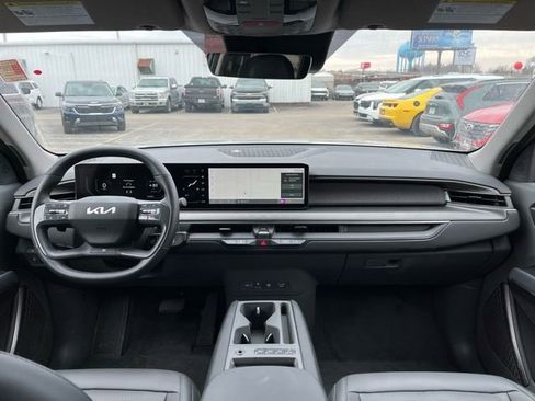 Certified 2024 Kia EV9 Light image 39