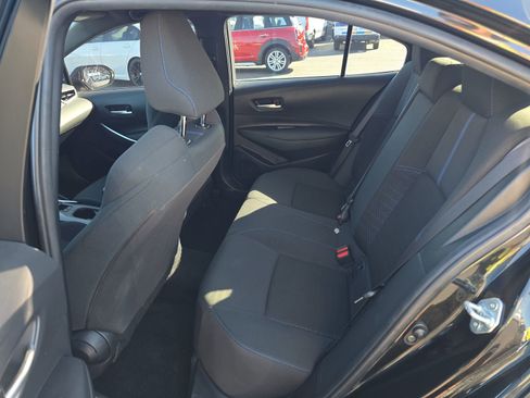 Used 2021 Toyota Corolla SE image 16