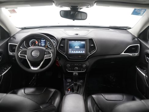 Used 2022 Jeep Cherokee Latitude w/ Sun & Sound Group image 13