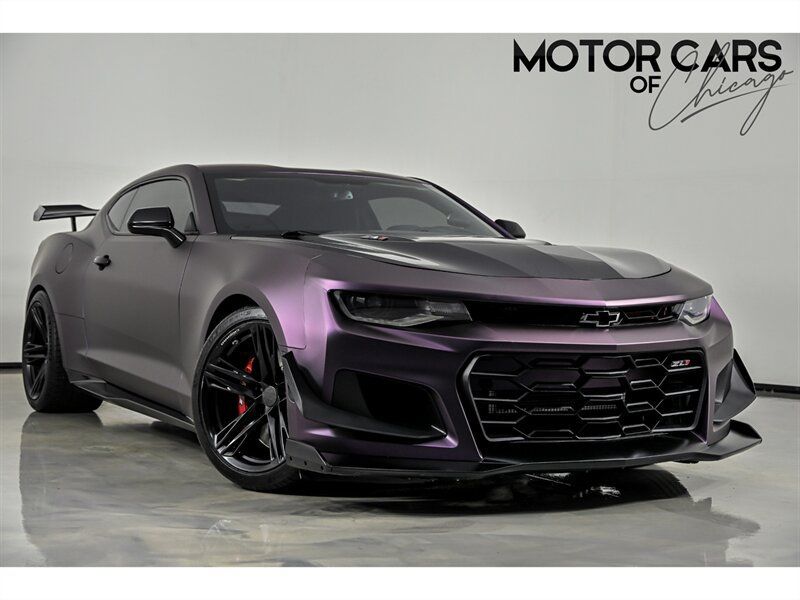 Used 2018 Chevrolet Camaro ZL1 RWD image 1