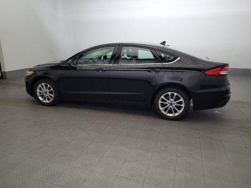 Used 2020 Ford Fusion SE FWD image 3