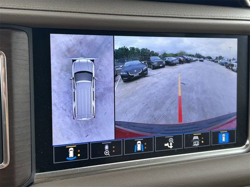 Used 2021 GMC Yukon Denali w/ Denali Ultimate Package image 42