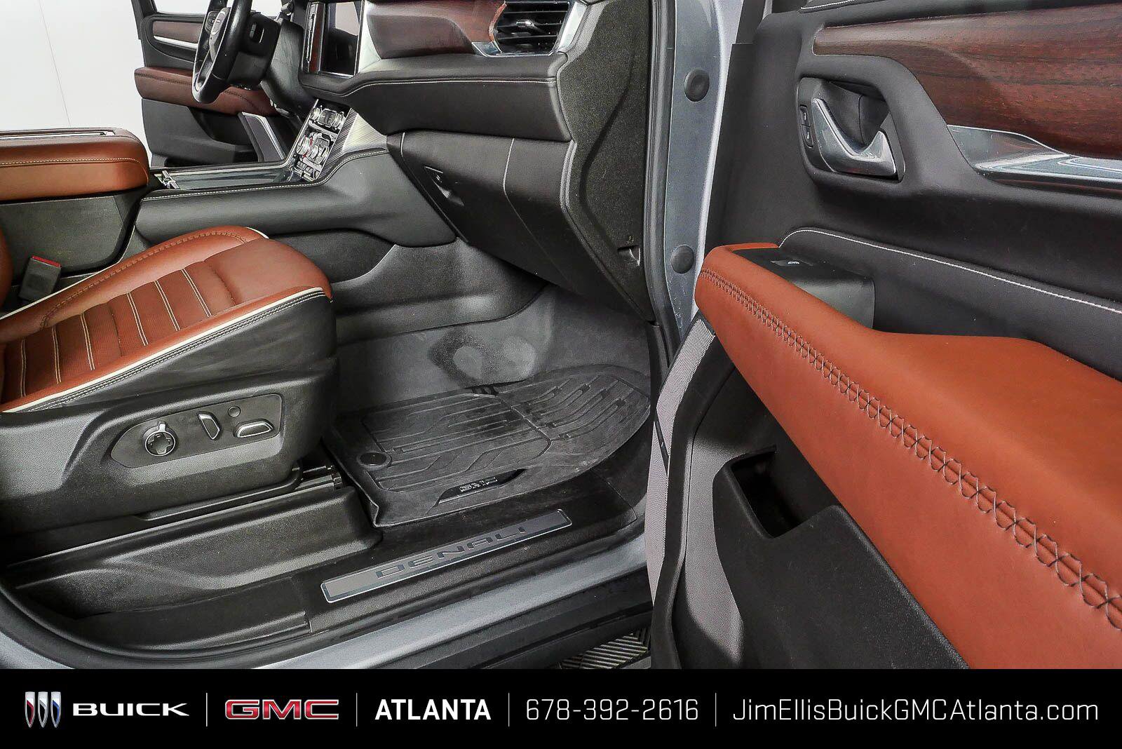 Certified 2023 GMC Yukon Denali Ultimate w/ LPO, Floor Liner Package AWD/4WD image 27