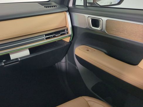 Used 2025 Hyundai Santa Fe Limited image 20