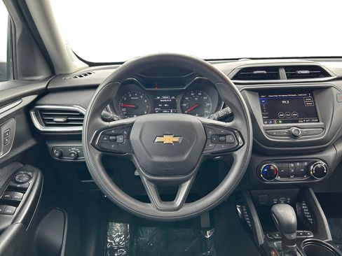 Certified 2023 Chevrolet TrailBlazer LT FWD image 13