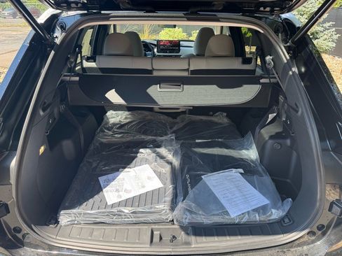 Used 2025 Mitsubishi Outlander AWD image 18