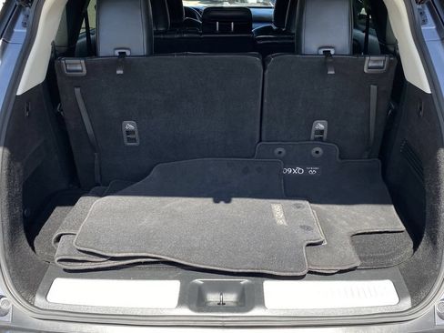 Used 2023 INFINITI QX60 Luxe w/ Cargo Package FWD image 12