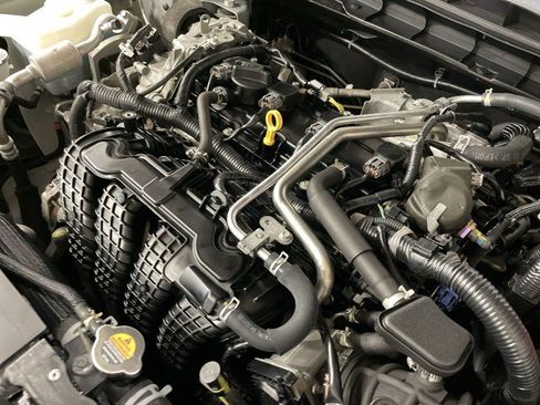 Used 2024 Nissan Altima 2.5 SR FWD image 24